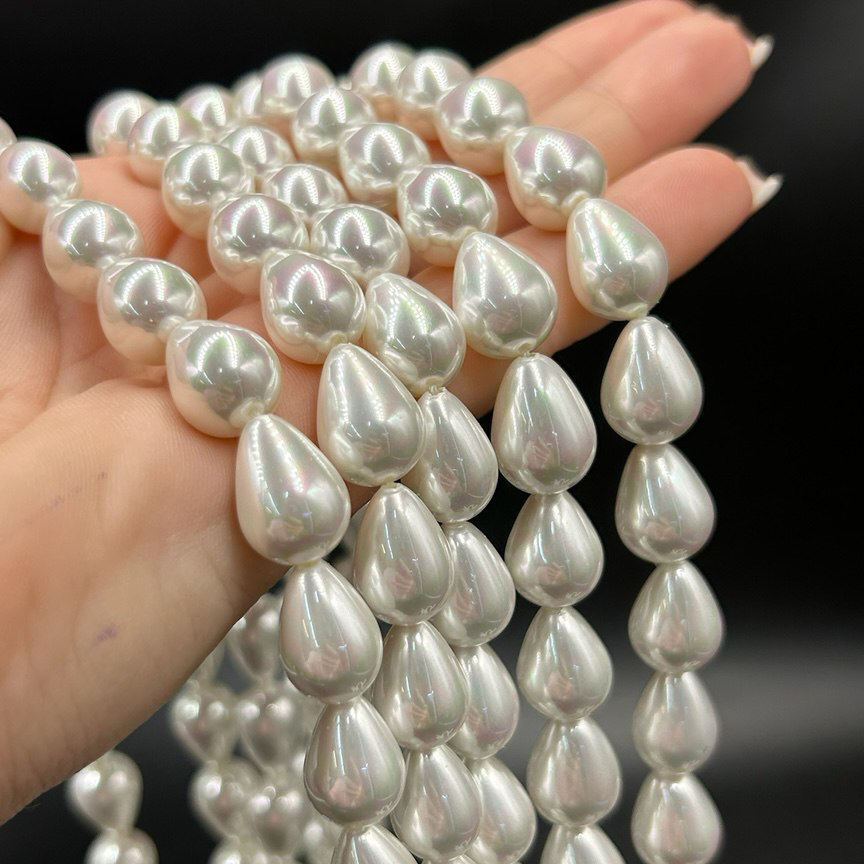 Майорка размер 10*14мм цвет белый